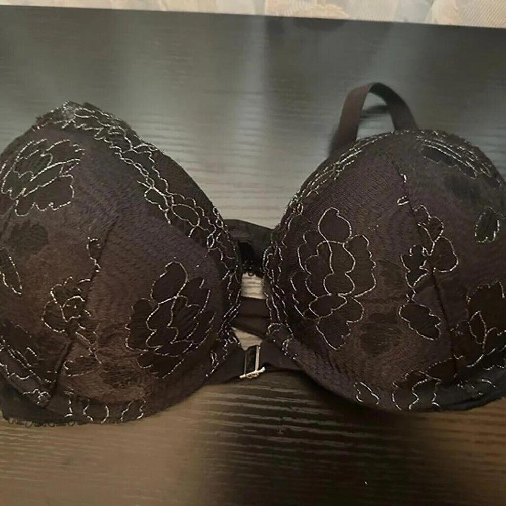 Victoria secret black size 32B padded plunge bra new